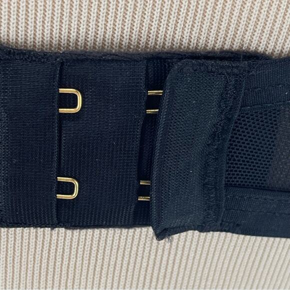 Victoria’s Secret Romantic Low Cut Demi Bra Feminine Black Lace Size 34D - Picture 6 of 10